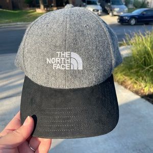 🌸SOLD🌸 The North Face Men’s Wool Hat
